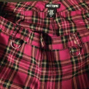 Hot Topic Pink Plaid Ring Details